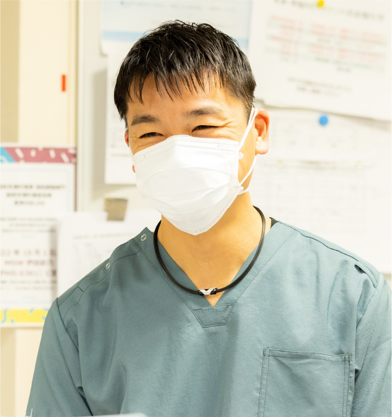 診療特定看護師・10階西病棟　市ノ川　隆久の写真